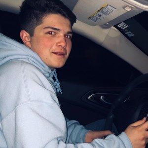 Meet your Posher, Aiden